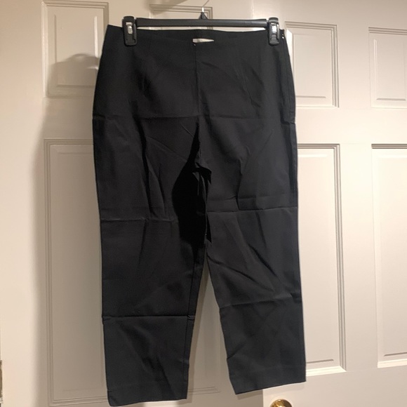 Boston Proper Pants - 🖤Boston Proper Dress Pant Style Capris🖤